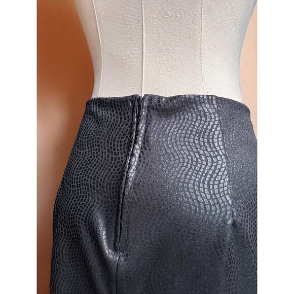 Vintage 90s Faux Leather Mini Skirt | 1990s Embossed Reptile Print A‑Line Cheer - Picture 2 of 7